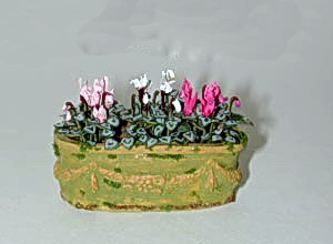 Cyclamen Planter